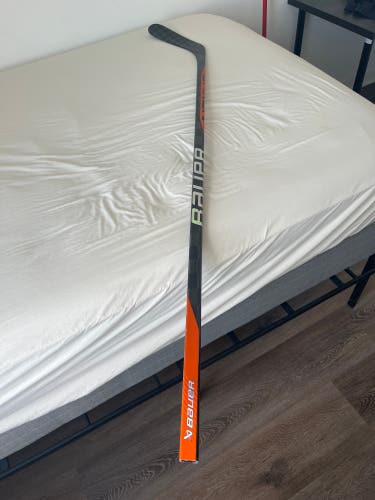 Senior Bauer Nexus Sync Left Hand Hockey Stick P92 95 Flex Pro Stock (Used)