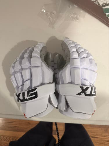STX Surgeon LTZ Lacrosse Gloves Small (Used)