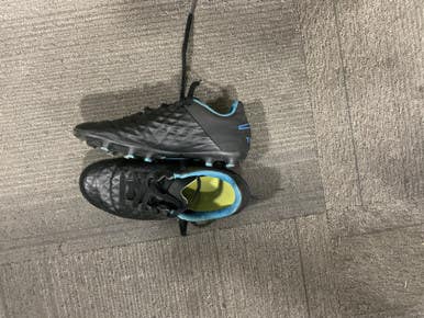 Used Nike TIEMPO Soccer Cleats Black Junior 02 11614-S000229037