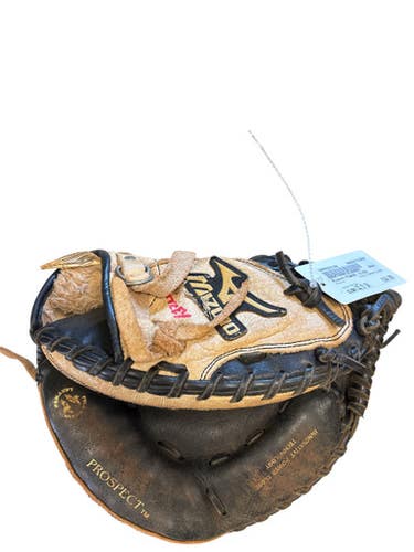 Used Mizuno POWERE CLOSE BB/SB Catchers RH Throw Brown 32 1/2" 11850-S000023196