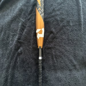 2022 DeMarini Zoa Composite USSSA Certified Bat (-8) 22 oz 30" (Used)