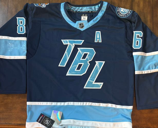 Tampa Bay Lightning Stadium Series Nikita Kucherov Jersey Adult XL (54)