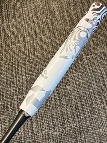 White 2023 DeMarini Whisper Composite Bat (-10) Composite 23 oz 33" (Used)