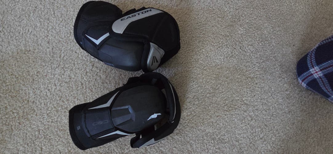 Senior Small Easton Stealth Elbow Pads (Used)