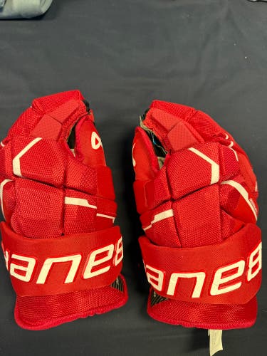 Bauer Supreme Mach Gloves 14" (New)
