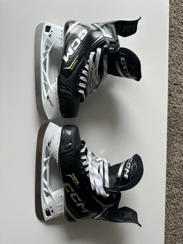 2024 CCM Tacks XF 80 Hockey Skates Wide Width 8 (Used)