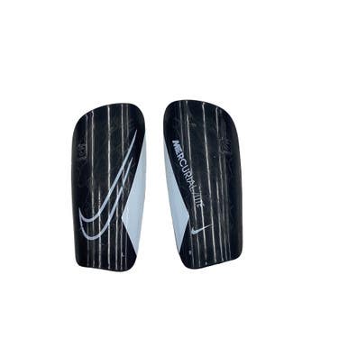 Used Nike Soccer Shin Guards Youth Black SM 11760-S000087040
