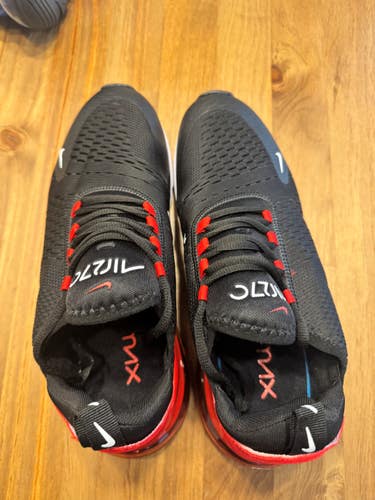 Black Men's Size M 9.5 (W 10.5) Adult Nike Air Max 270 Shoes (New)