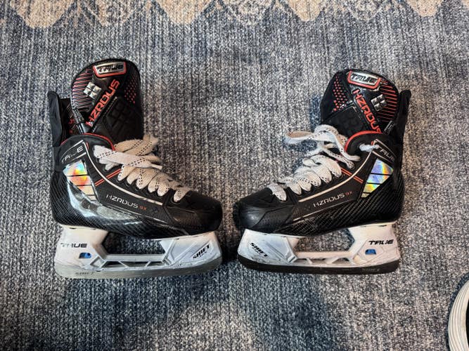 2024 True HZRDUS 9x Hockey Skates Regular Width Size 2 (Used)