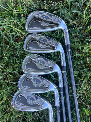 LADIES Taylormade R7 CGB Max Iron Set 6-P, DIFFERENT GRIPS