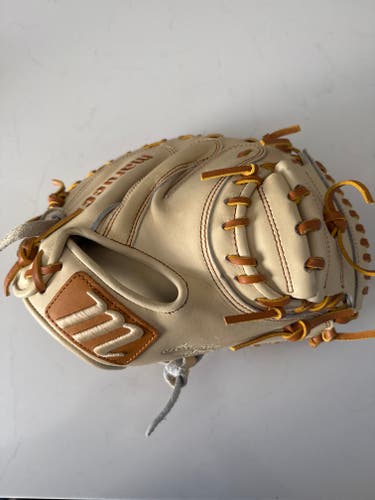 2025 Catcher's RH Marucci Ascension Baseball Glove 33" (Used)