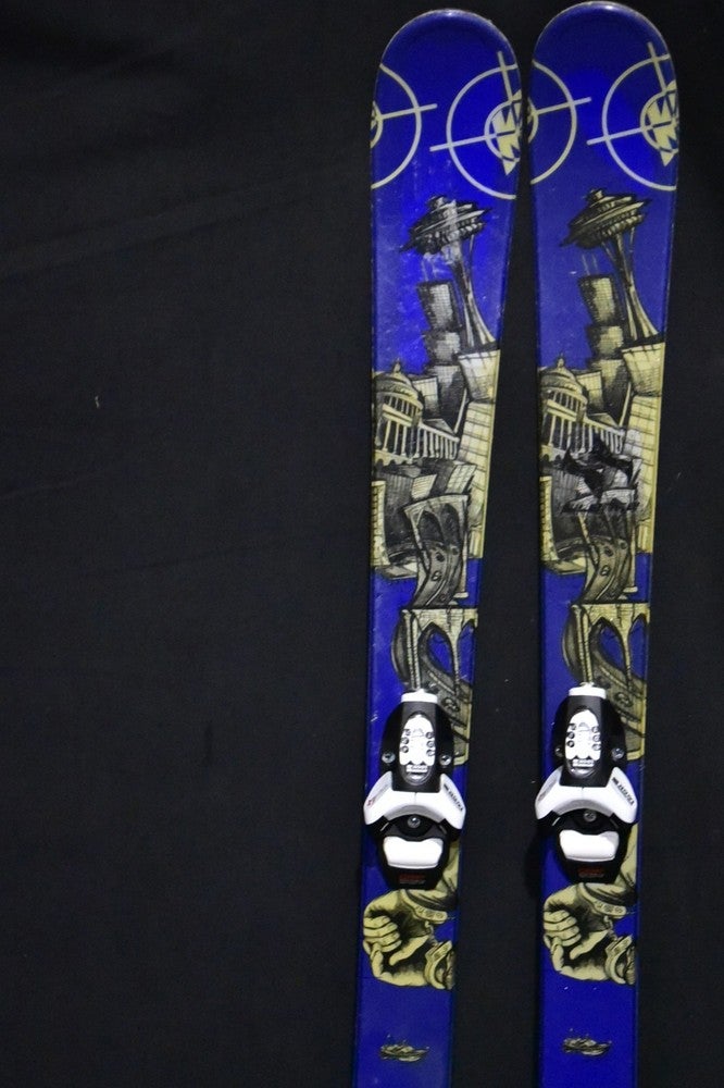 K2 Juvy Twin Tip Kids Skis with Bindings - 129 cm Used