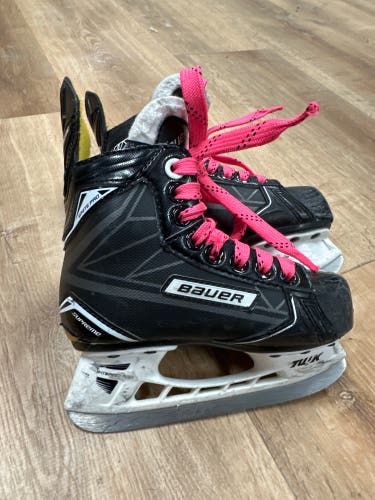 Bauer Ignite Pro Hockey Skates Extra Wide Width 10 (Used)