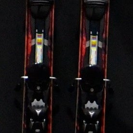 ATOMIC NOMAD SMOKE SKIS SIZE 171 CM WITH ATOMIC BINDINGS