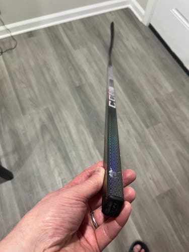 Senior CCM JetSpeed FT8 Pro Right Handed Hockey Stick P29 70 Flex (New)