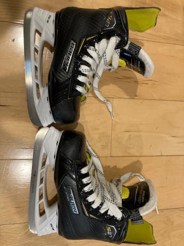2018 Bauer Supreme S27 Hockey Skates Regular Width 12 (Used)