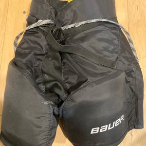 Youth Medium Bauer Supreme S170 Hockey Pants (Used)
