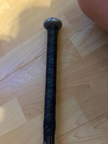 2022 Louisville Slugger Omaha Alloy USABat Certified Bat (-10) 18 oz 28" (Used)