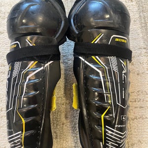 Junior CCM Tacks 3092 11" Shin Pads (Used)