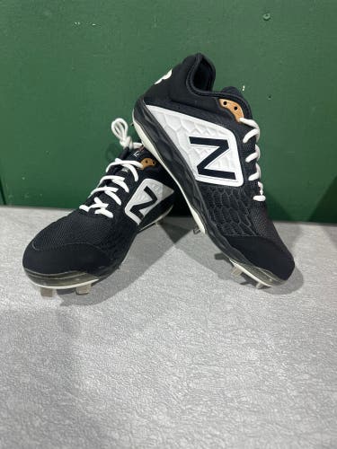 Black Men's Size M 10.0 (W 11.0) Adult New Balance 3000v4 Low Top Metal (New)