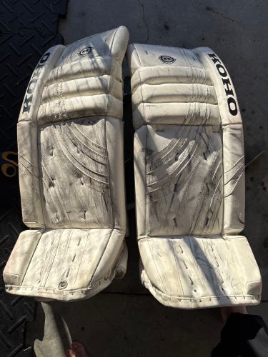 31" Koho Goalie Leg Pads (Used)