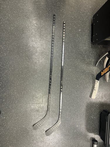 Senior Right Handed Hockey Stick P28M 87 Flex (Used)