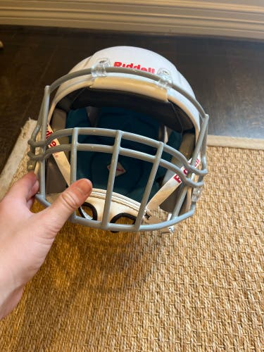 Youth Medium Riddell Speed Helmet (New)