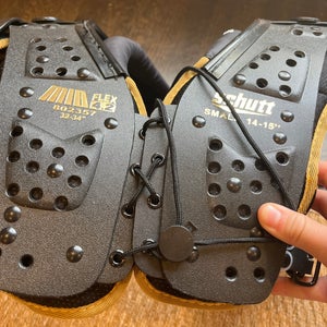 Small Adult Schutt Mid flex 3.0 Shoulder Pads (New)