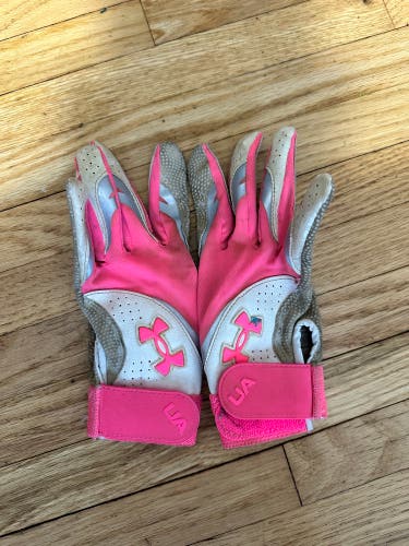 Small Under Armour Batting Gloves (Used)