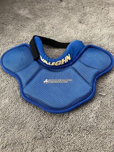 Senior Vaughn (New) SLR Pro Carbon Neck Guard