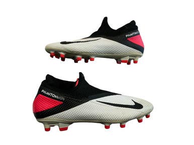 Used Nike Soccer Cleats Black And White Senior 7 11873-S000231352