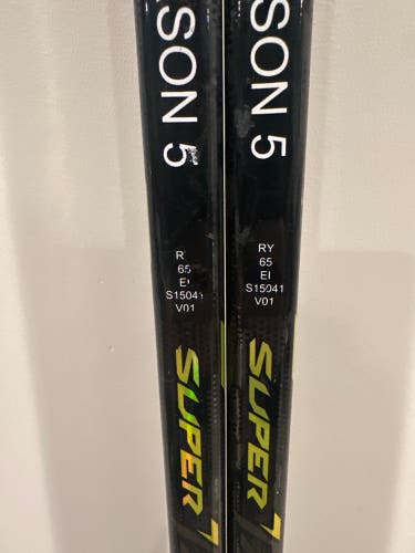 Senior CCM Super Tacks AS4 Right Handed Hockey Stick P29 65 Flex Pro Stock (New)