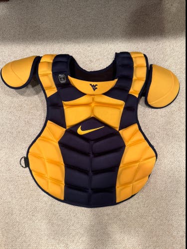 Nike vapor Catcher's Chest Protector (New)