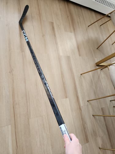 New CCM Jetspeed FT7 Pro RH p28 75 Flex
