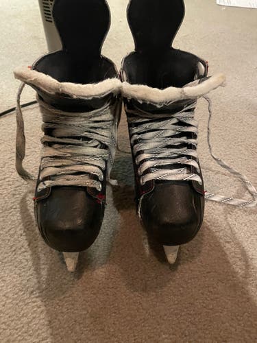 Bauer Vapor X 400 Hockey Skates Regular Width 6 (Used)