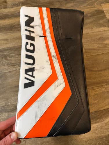 34" Vaughn SLR3 Pro Carbon Regular Goalie Full Set (Used)