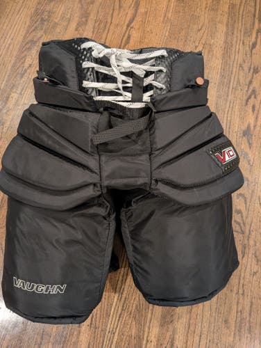 Used twice Large Vaughn V10 Pro Carbon Hockey Goalie Pants (Used)