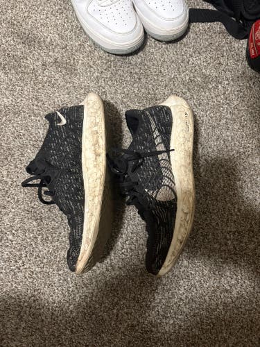 Black Men's Size M 10.5 (W 11.5) Adult Nike Renew Run Shoes (New)