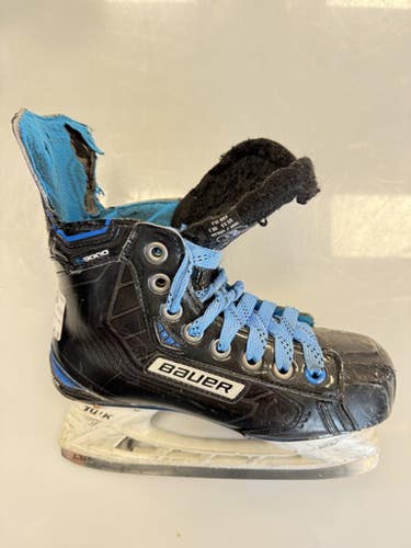 Used Bauer NEXUS N9000 Junior Hockey Skate Junior 02.5 11860-S000303923