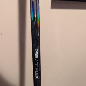 Senior Bauer Pulse Right Handed Hockey Stick P92 77 Flex Pro Stock (New)