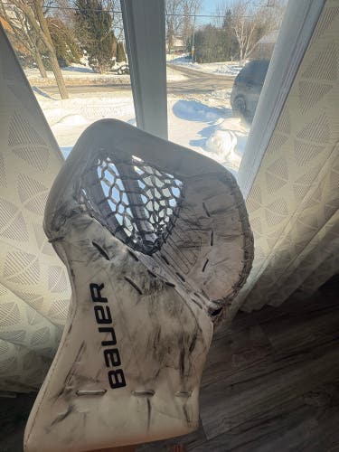Bauer Supreme Shadow Regular (Used)