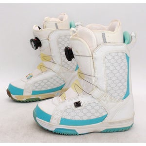 DC Scout 09 Women's Boa Snowboard Boots - Size 5 / Mondo 22 Used