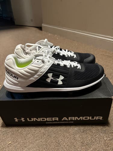 UA Yard Low ST Black Men's Size M 16.0 (W 17.0) Adult Under Armour Low Top Metal (New)