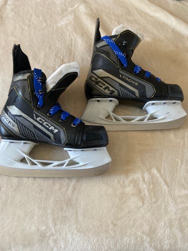 CCM AS-550 Hockey Skates 12 (Used)