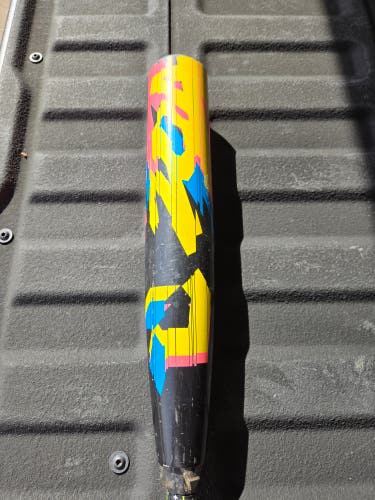 2022 DeMarini Zoa Glitch Composite USSSA Certified Bat (-8) 23 oz 31" (Used)