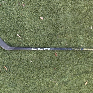 Intermediate CCM Tacks AS-VI Pro Right Handed Hockey Stick P28 55 Flex (Used)