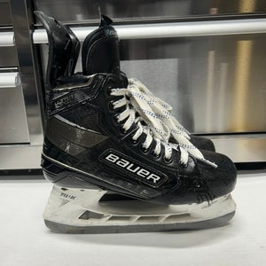 Bauer Supreme UltraSonic Hockey Skates NHL Pro Stock Size 5.5 FIT 1 254mm (Used)