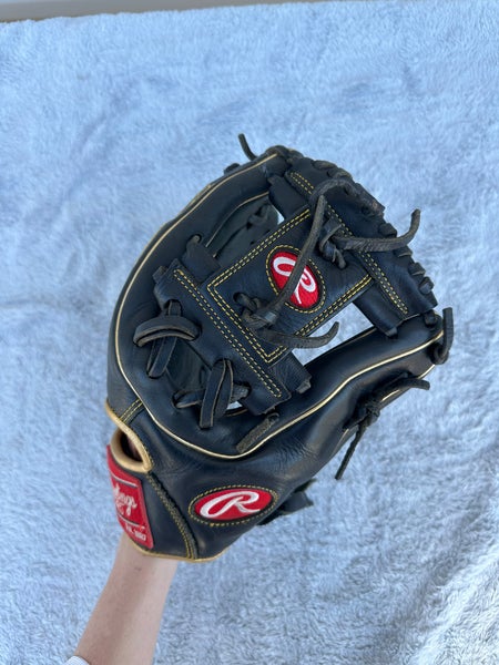 Black Rawlings R9 RH Baseball Glove 11.5" (Used)