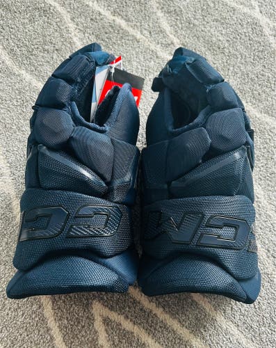 CCM FT8-Pro Hockey Gloves Navy Blue 14” (New)2026