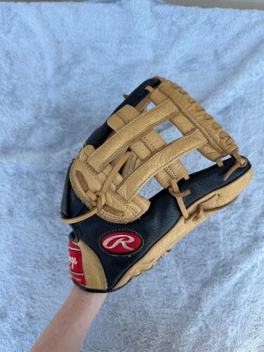 Black Rawlings Prodigy Series RH Baseball Glove 12" (Used)